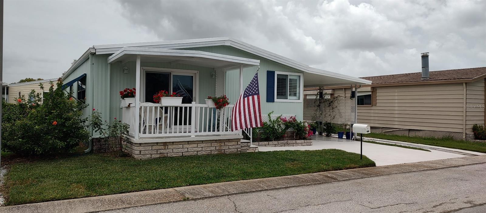 Image 17 of 21 For 123 Dolphin Drive S