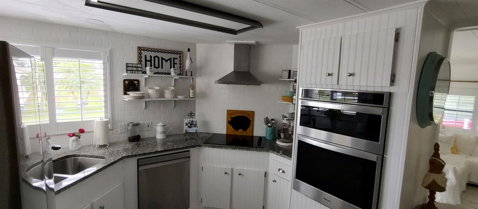 Image 19 of 21 For 123 Dolphin Drive S