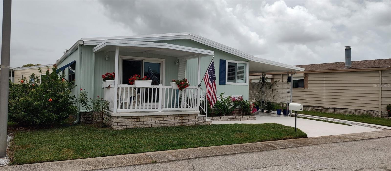 Image 9 of 21 For 123 Dolphin Drive S