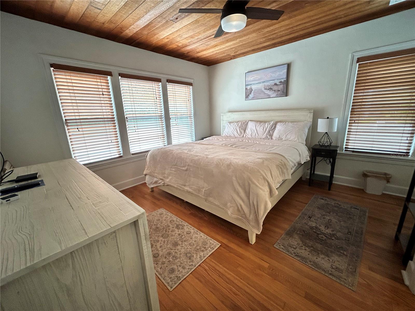 Image 11 of 20 For 701 29th Avenue N