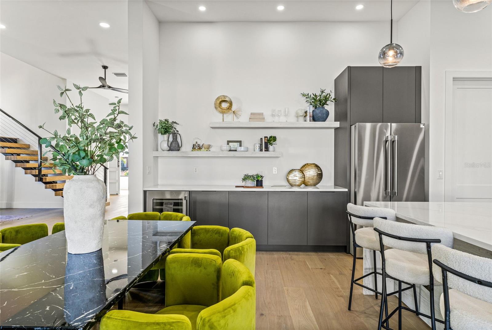 Image 18 of 81 For 3817 San Nicholas Street