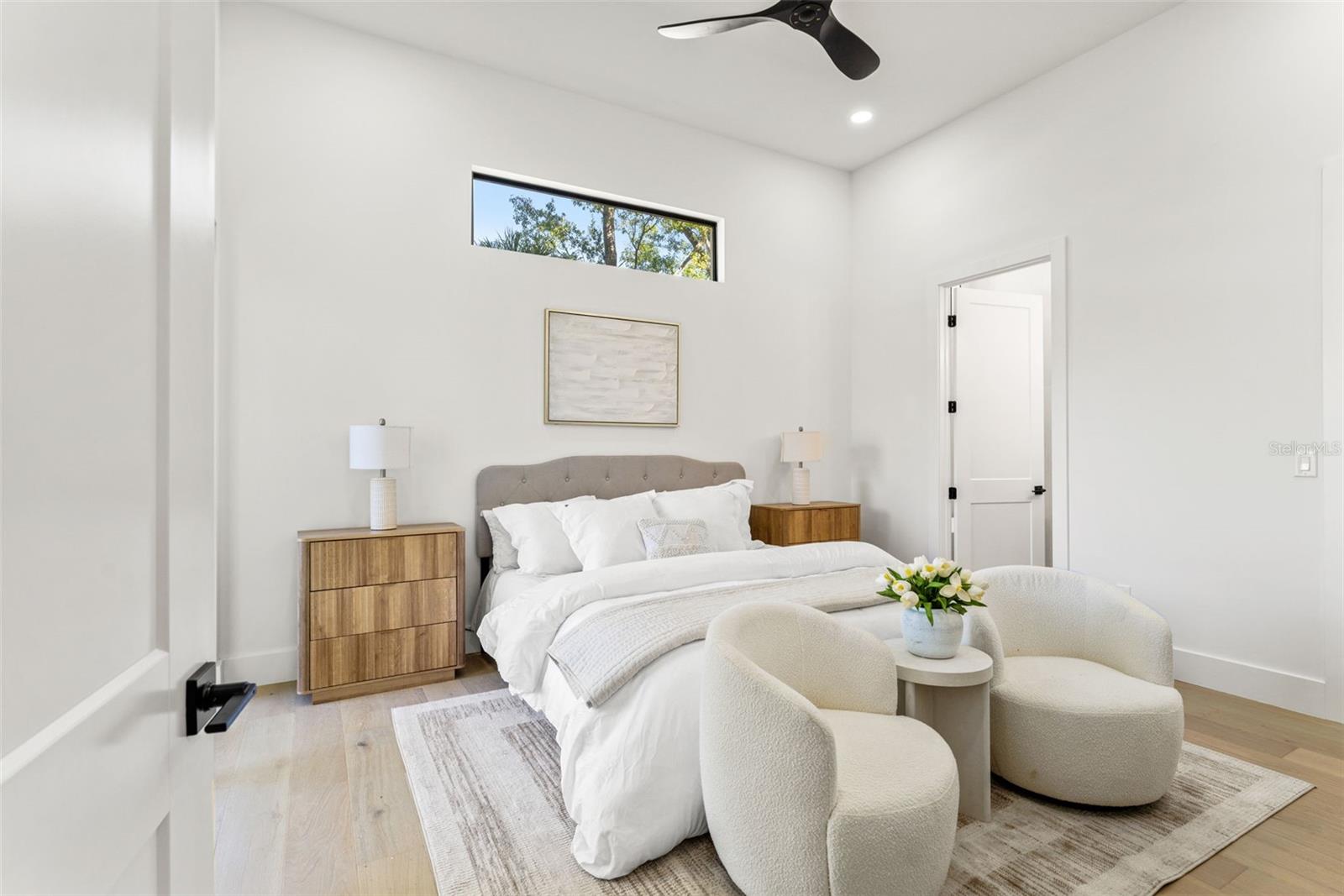 Image 27 of 81 For 3817 San Nicholas Street