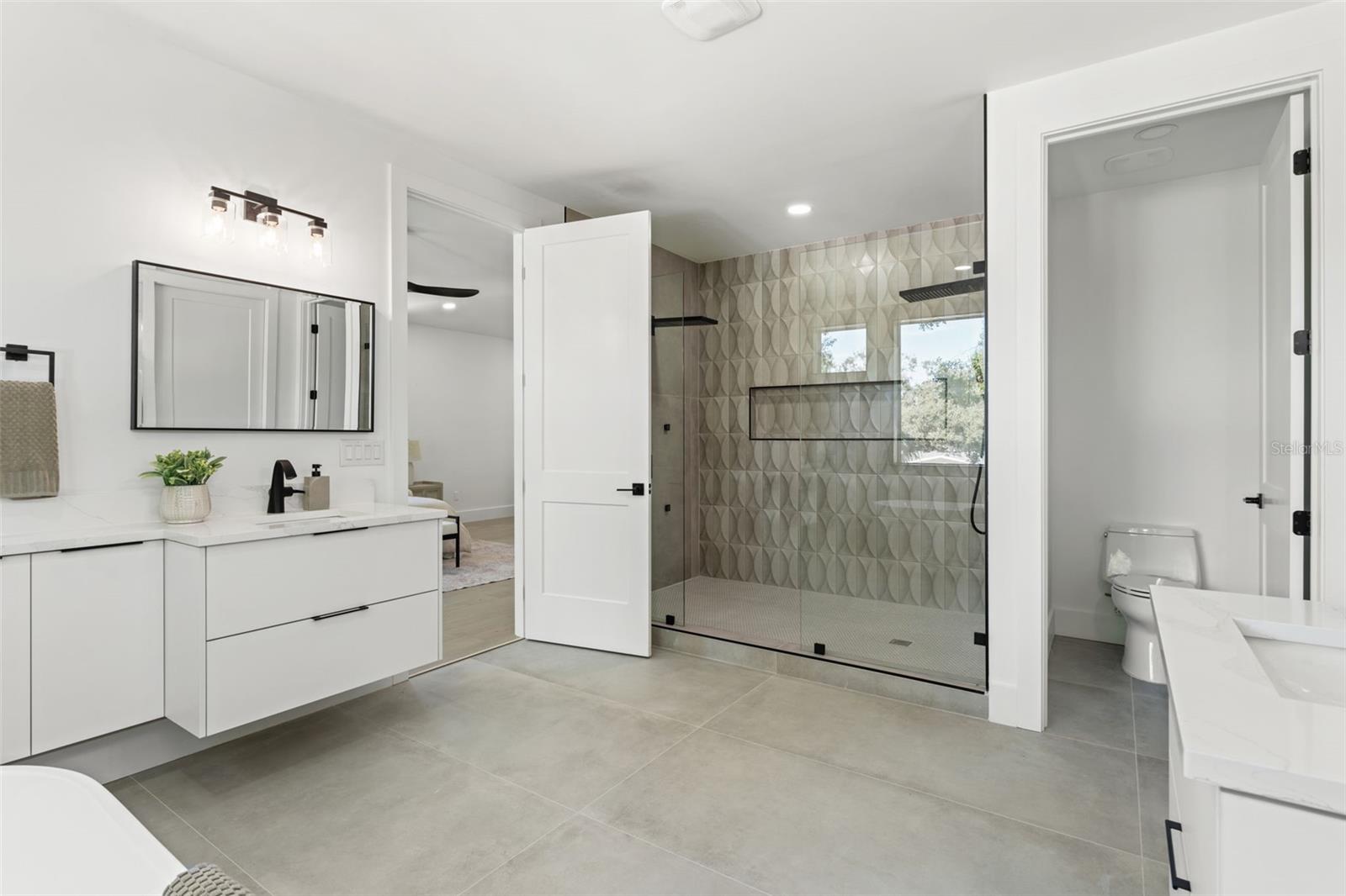 Image 50 of 81 For 3817 San Nicholas Street