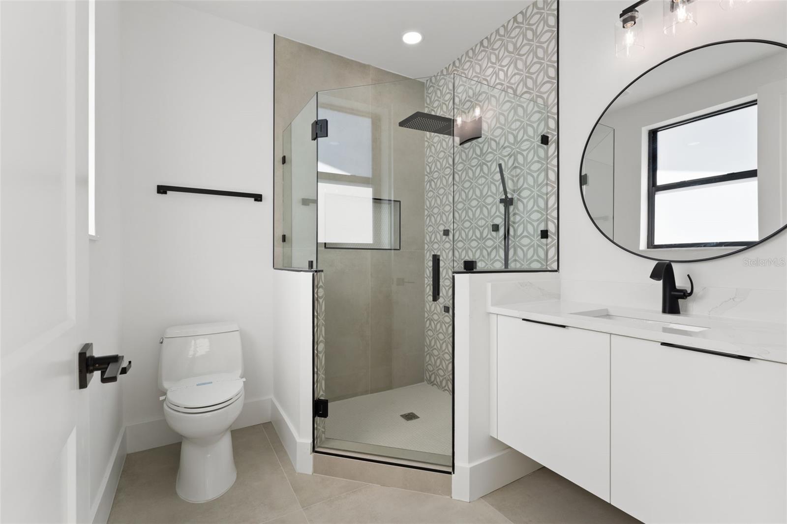 Image 65 of 81 For 3817 San Nicholas Street