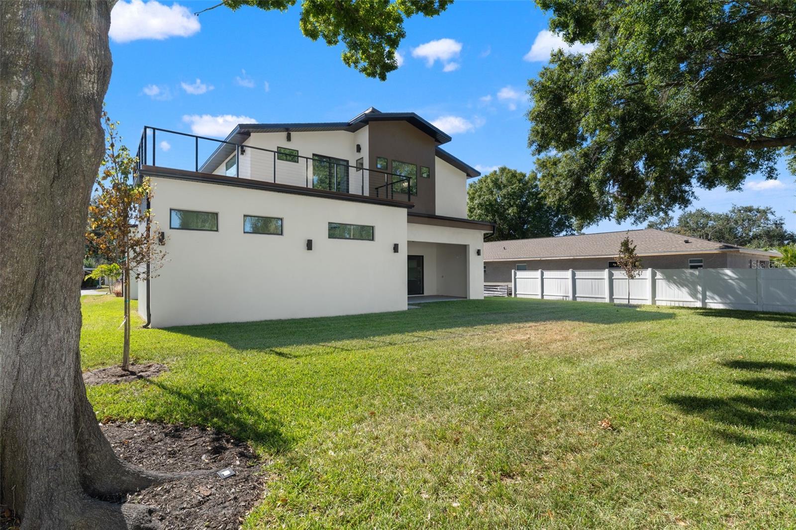 Image 76 of 81 For 3817 San Nicholas Street