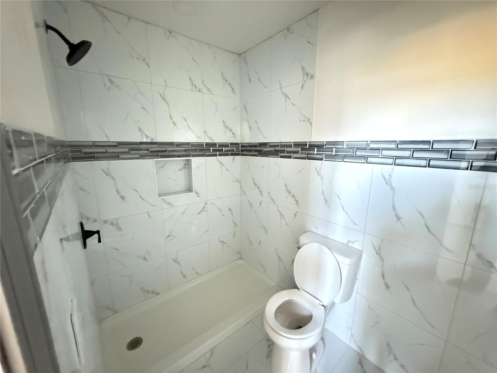 Image 29 of 52 For 3014 West Shore Boulevard