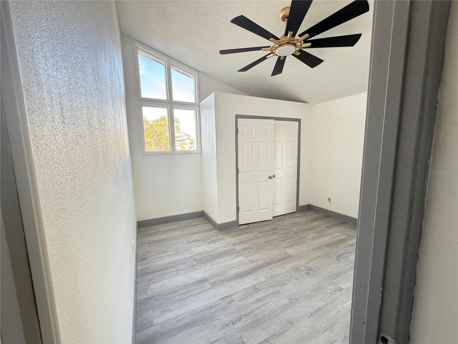 Image 31 of 52 For 3014 West Shore Boulevard