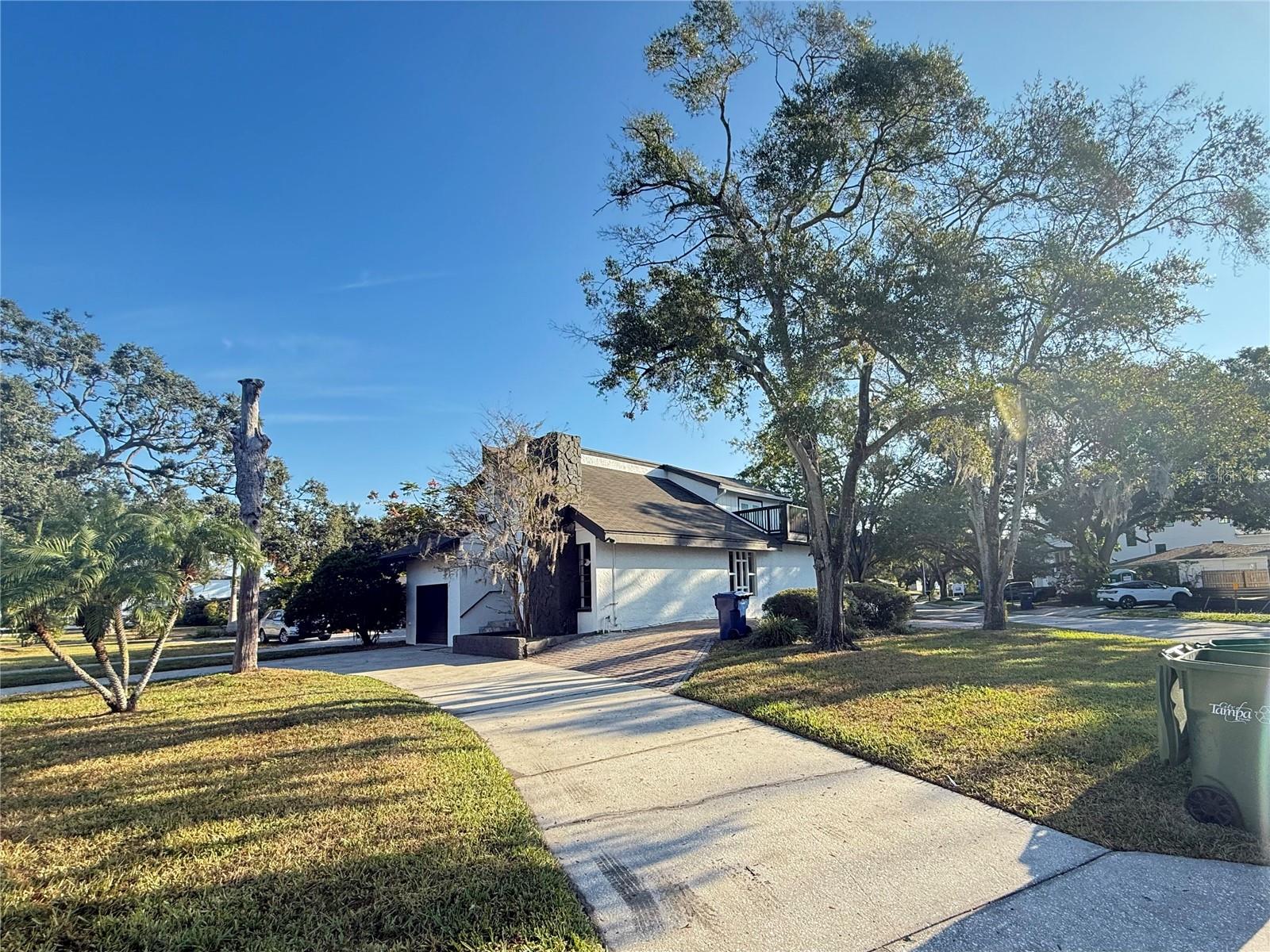 Image 4 of 52 For 3014 West Shore Boulevard