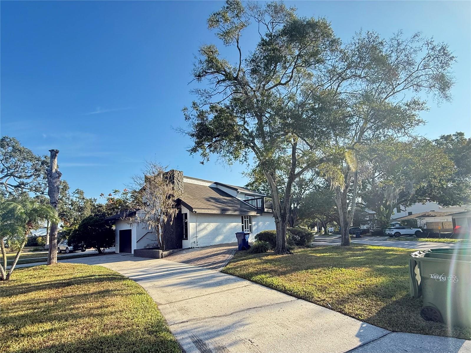 Image 5 of 52 For 3014 West Shore Boulevard