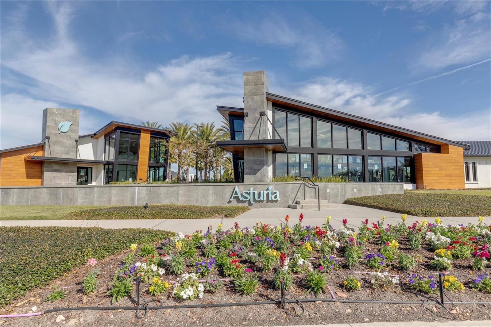 Image 43 of 50 For 2700 Verona Lane