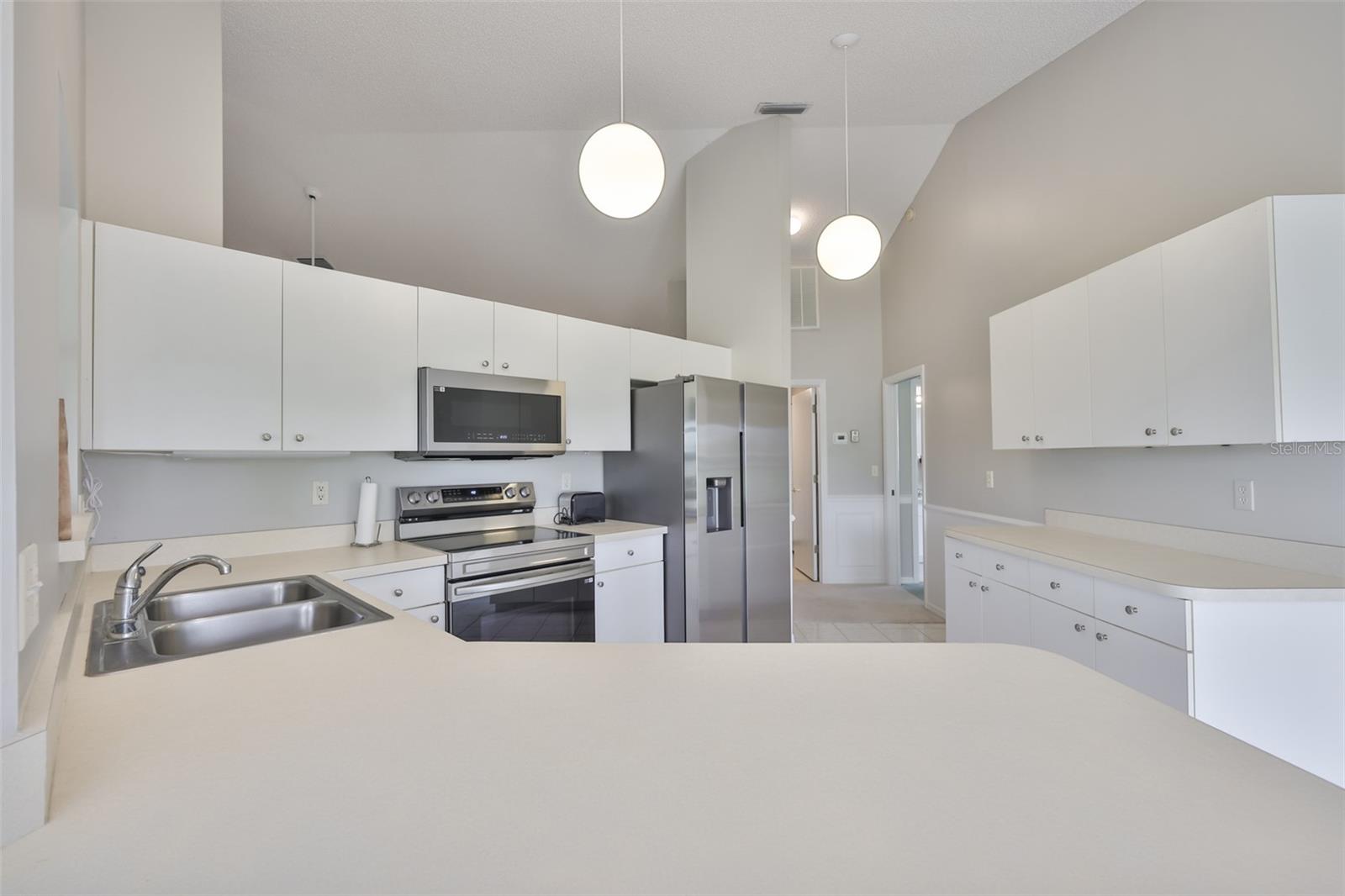 Image 18 of 44 For 731 Winterbrooke Way