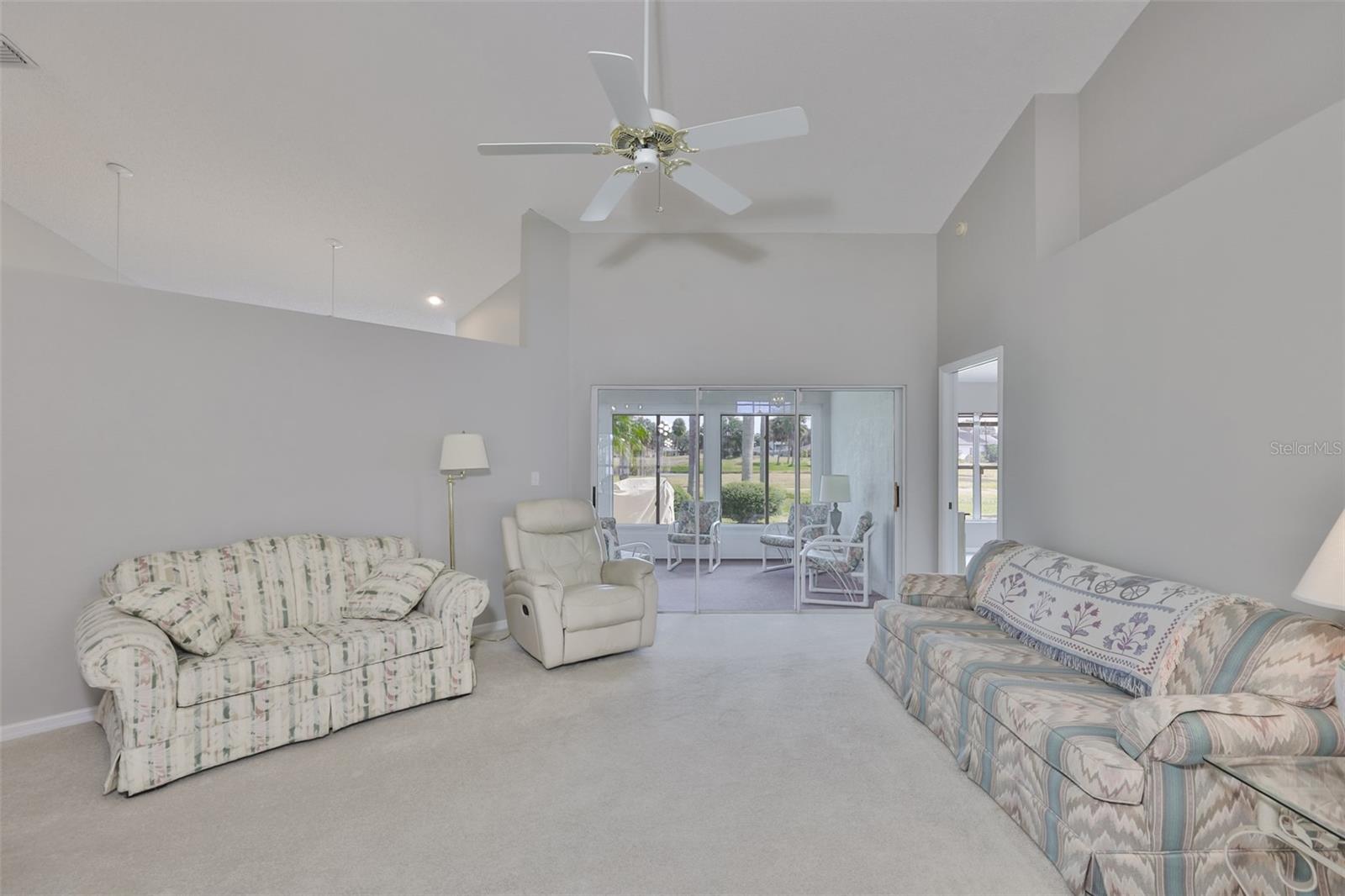 Image 6 of 44 For 731 Winterbrooke Way