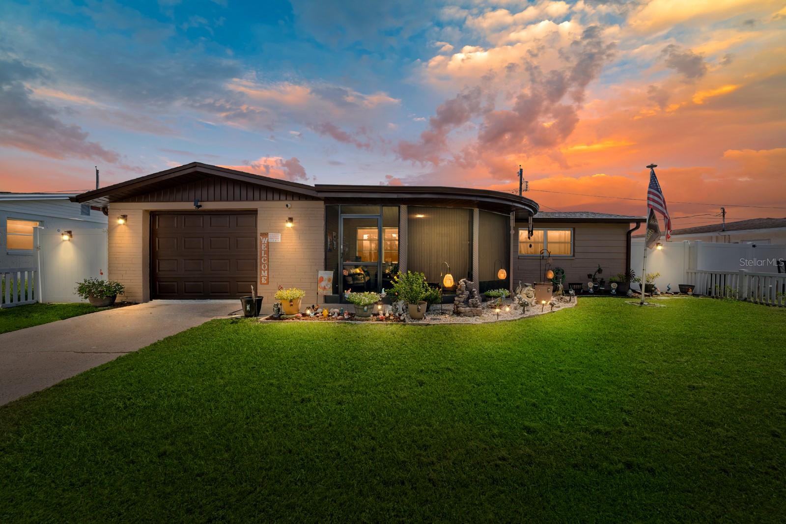 Image 2 of 30 For 2152 Arcadia Road