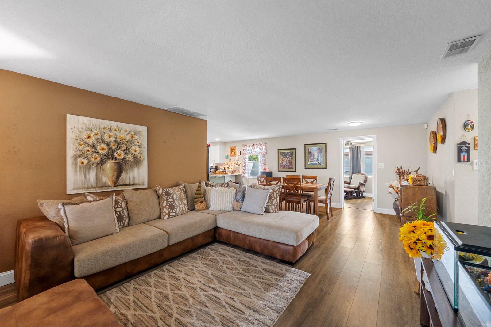 Image 5 of 30 For 2152 Arcadia Road