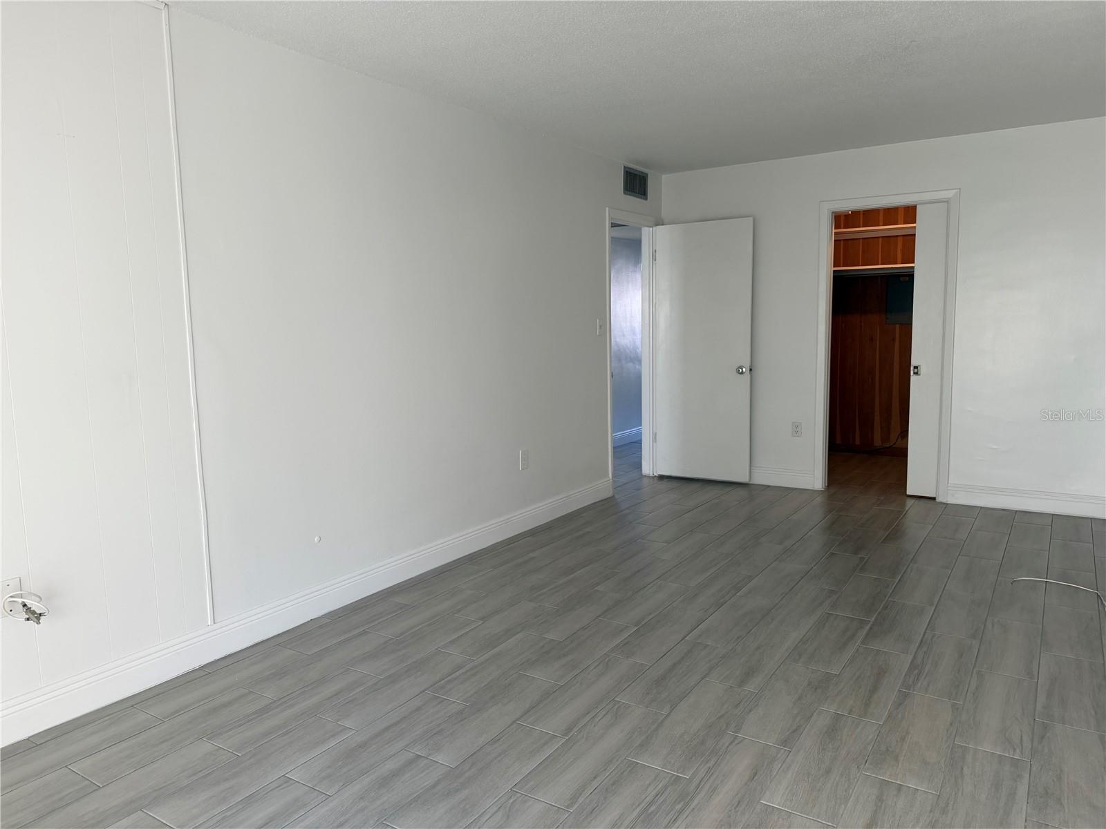 Image 20 of 24 For 1235 Highland Avenue 1-102