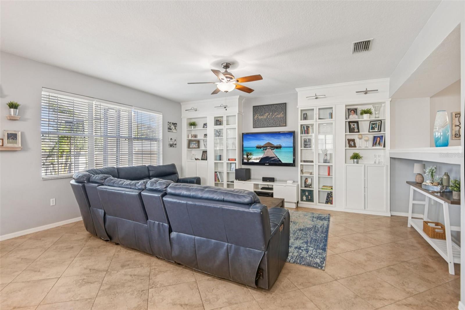 Image 11 of 30 For 19522 Timberbluff Drive