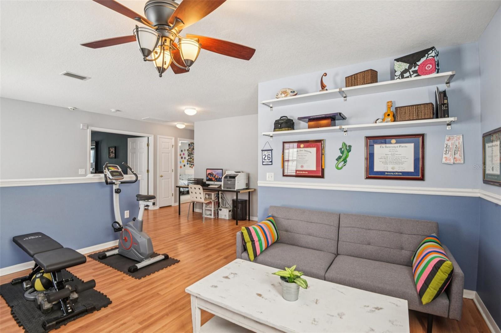 Image 19 of 30 For 19522 Timberbluff Drive