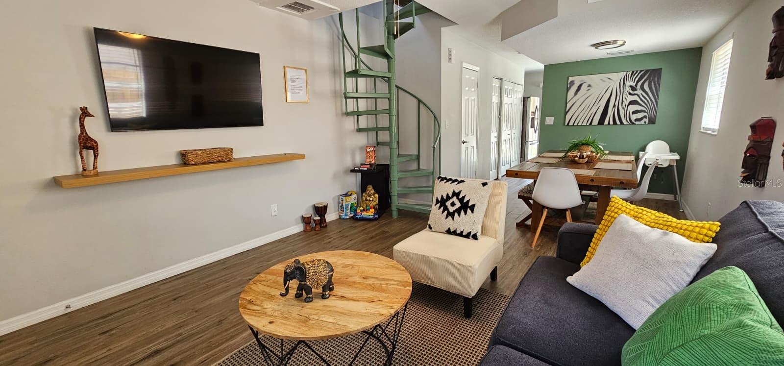 Image 3 of 27 For 10213 Ojus Drive