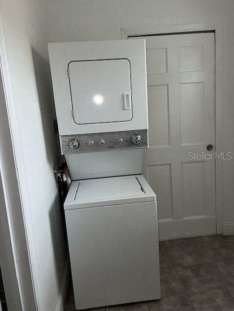 Image 8 of 12 For 2403 Durham Street 2 (b)