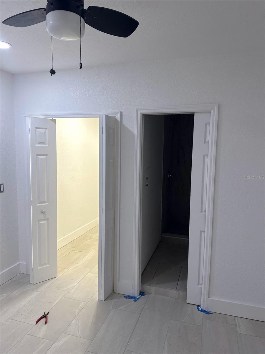 Image 13 of 15 For 2498 Lakeshore Circle