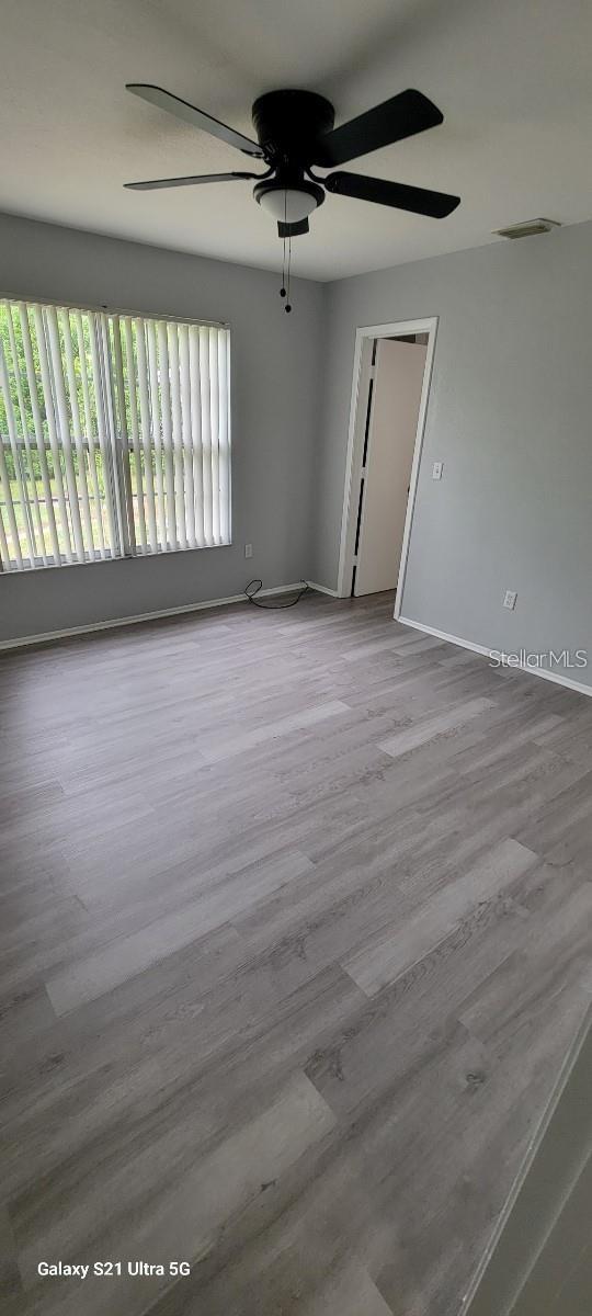 Image 7 of 15 For 2498 Lakeshore Circle