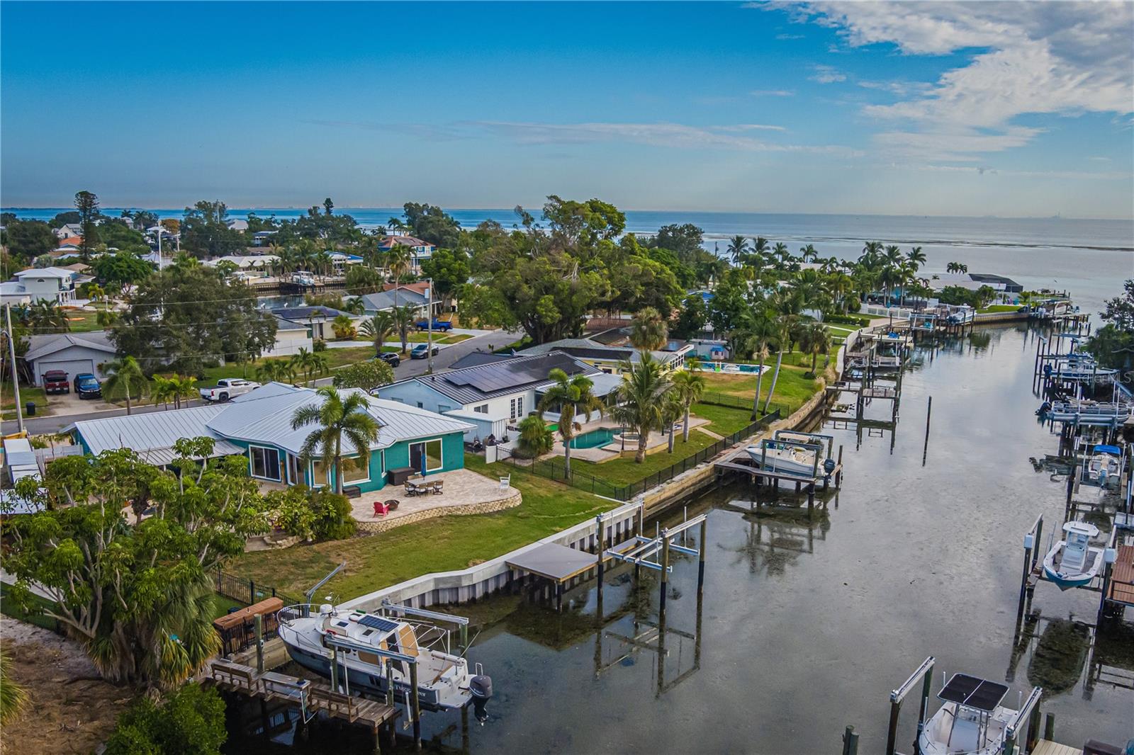 Details for 510 Lewis Boulevard Se, ST PETERSBURG, FL 33705