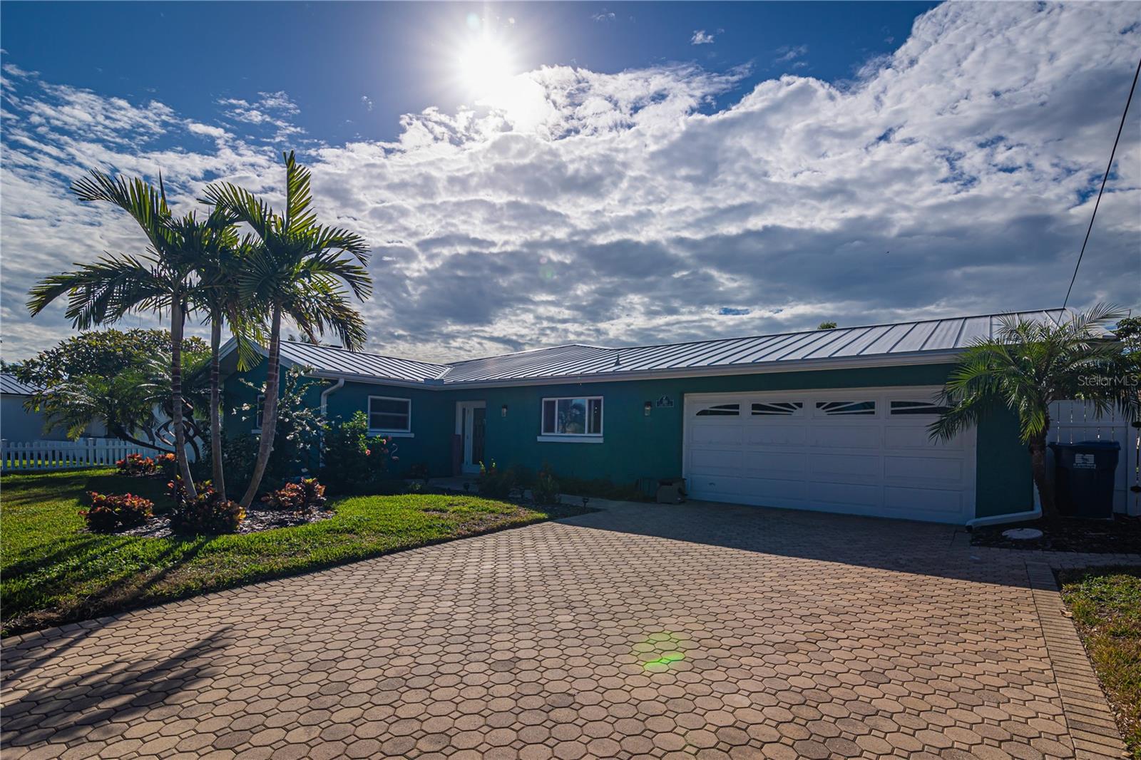 Image 3 of 29 For 510 Lewis Boulevard Se