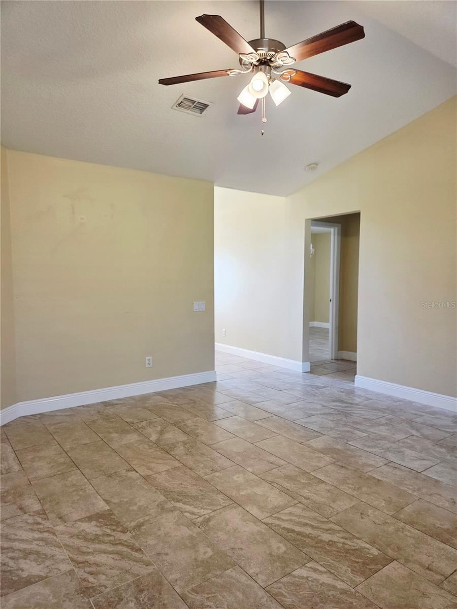 Image 11 of 38 For 5245 Kapok Drive