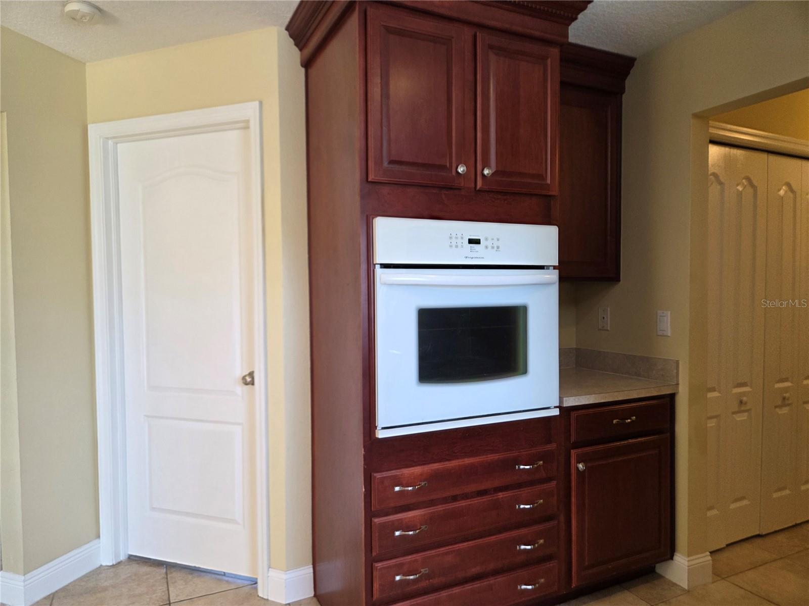 Image 20 of 38 For 5245 Kapok Drive