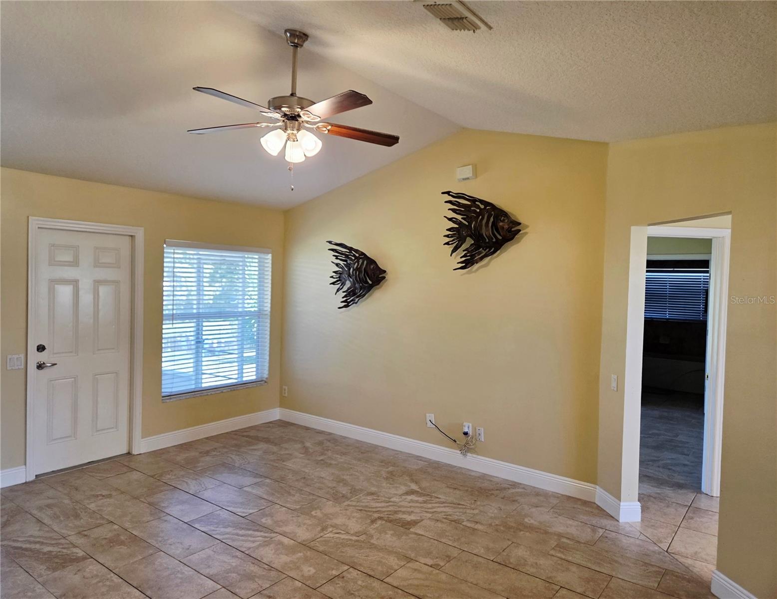 Image 9 of 38 For 5245 Kapok Drive