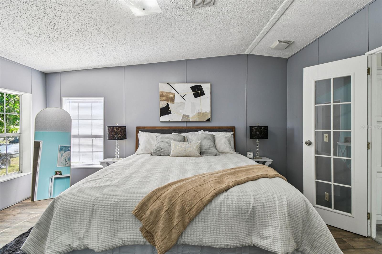 Image 14 of 24 For 6151 109th Avenue N