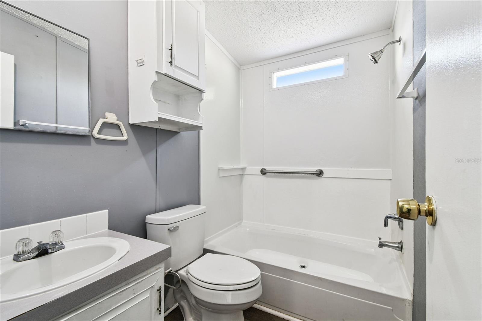 Image 18 of 24 For 6151 109th Avenue N