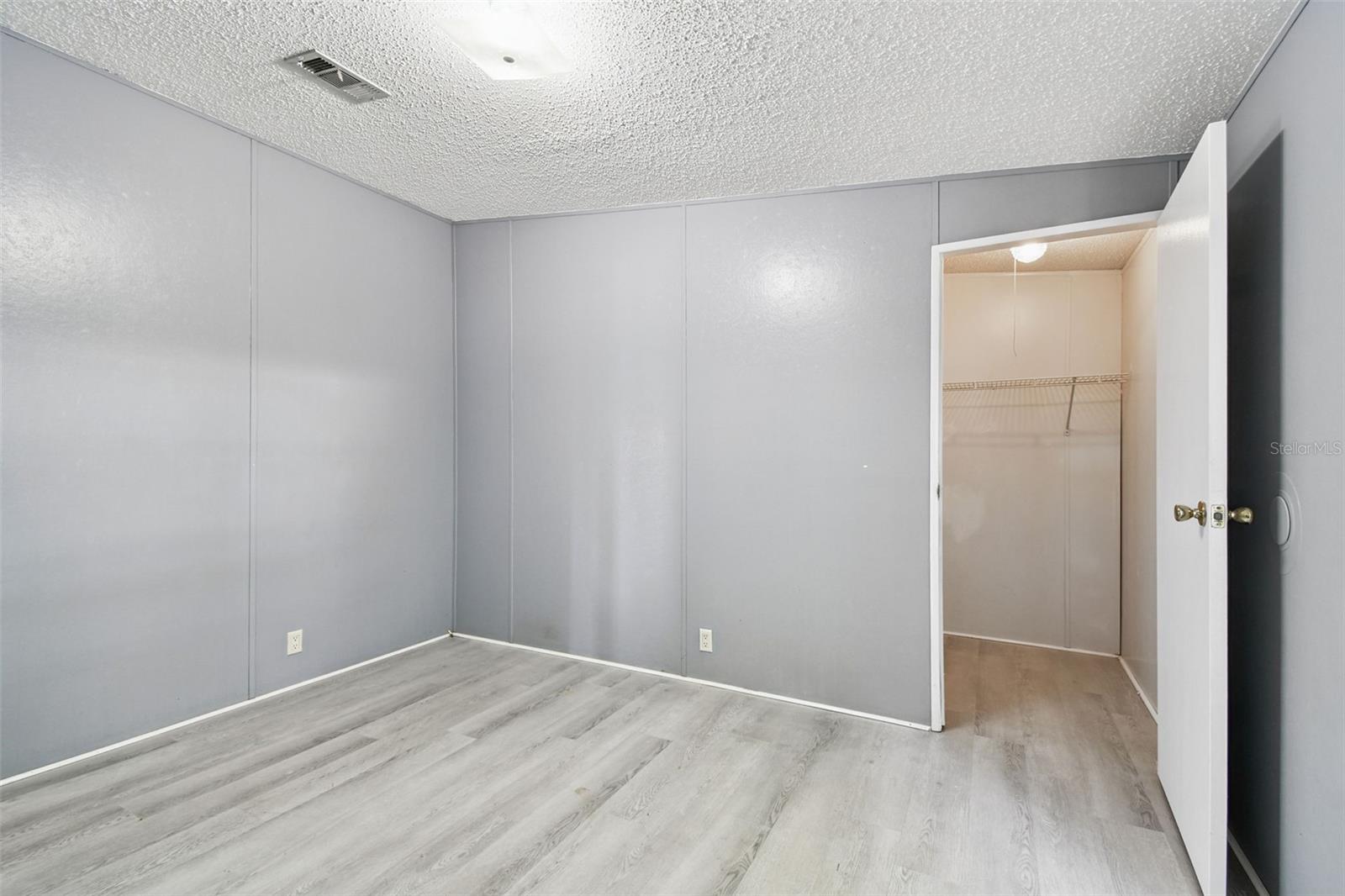 Image 19 of 24 For 6151 109th Avenue N