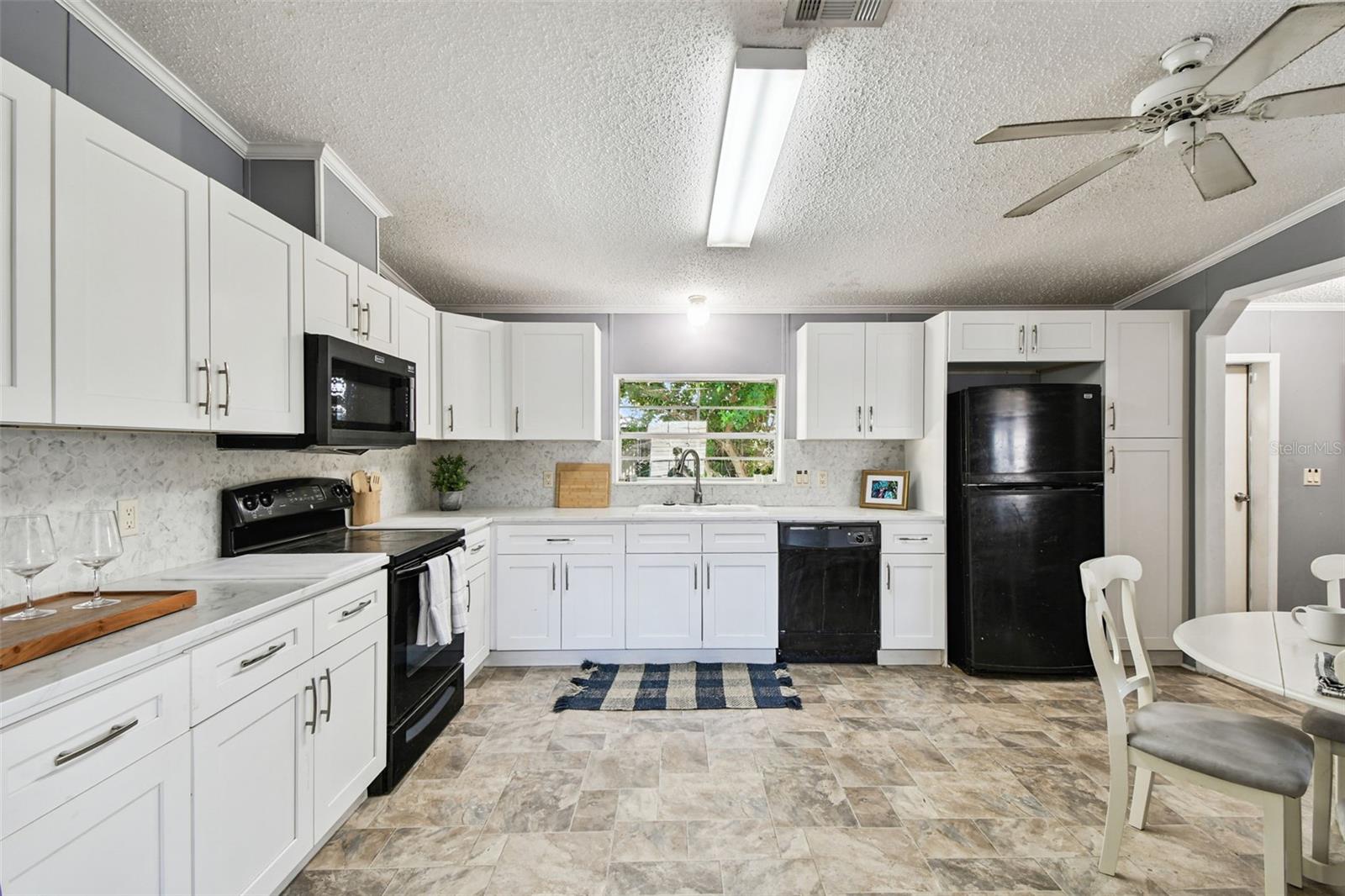 Image 7 of 24 For 6151 109th Avenue N