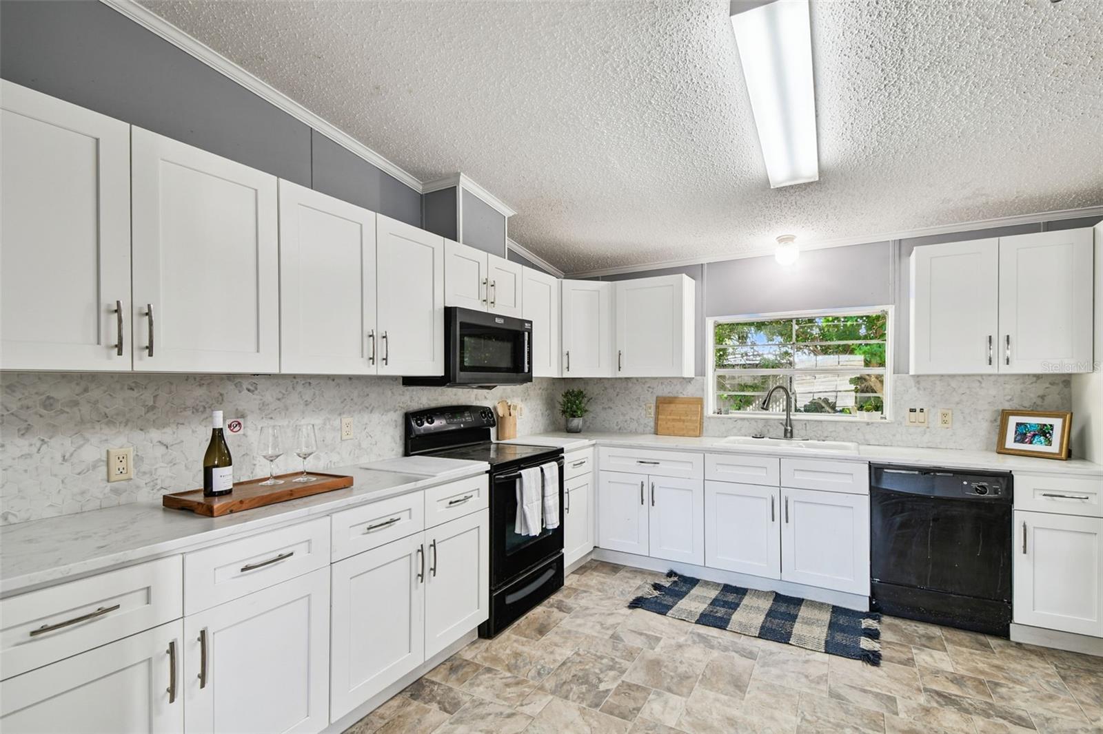 Image 8 of 24 For 6151 109th Avenue N