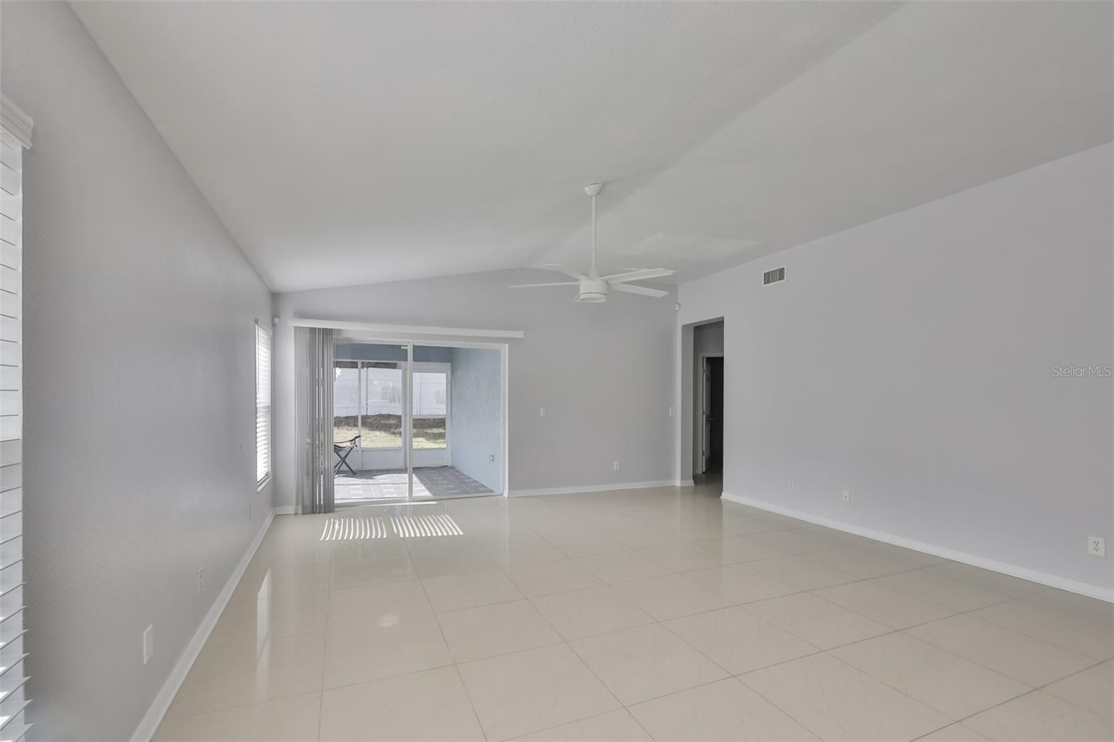 Image 6 of 40 For 11345 Coconut Island Drive