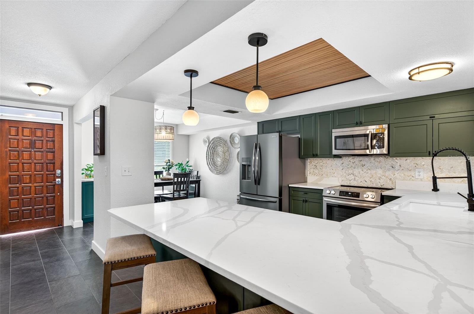 Image 14 of 44 For 2366 Pembrook Drive