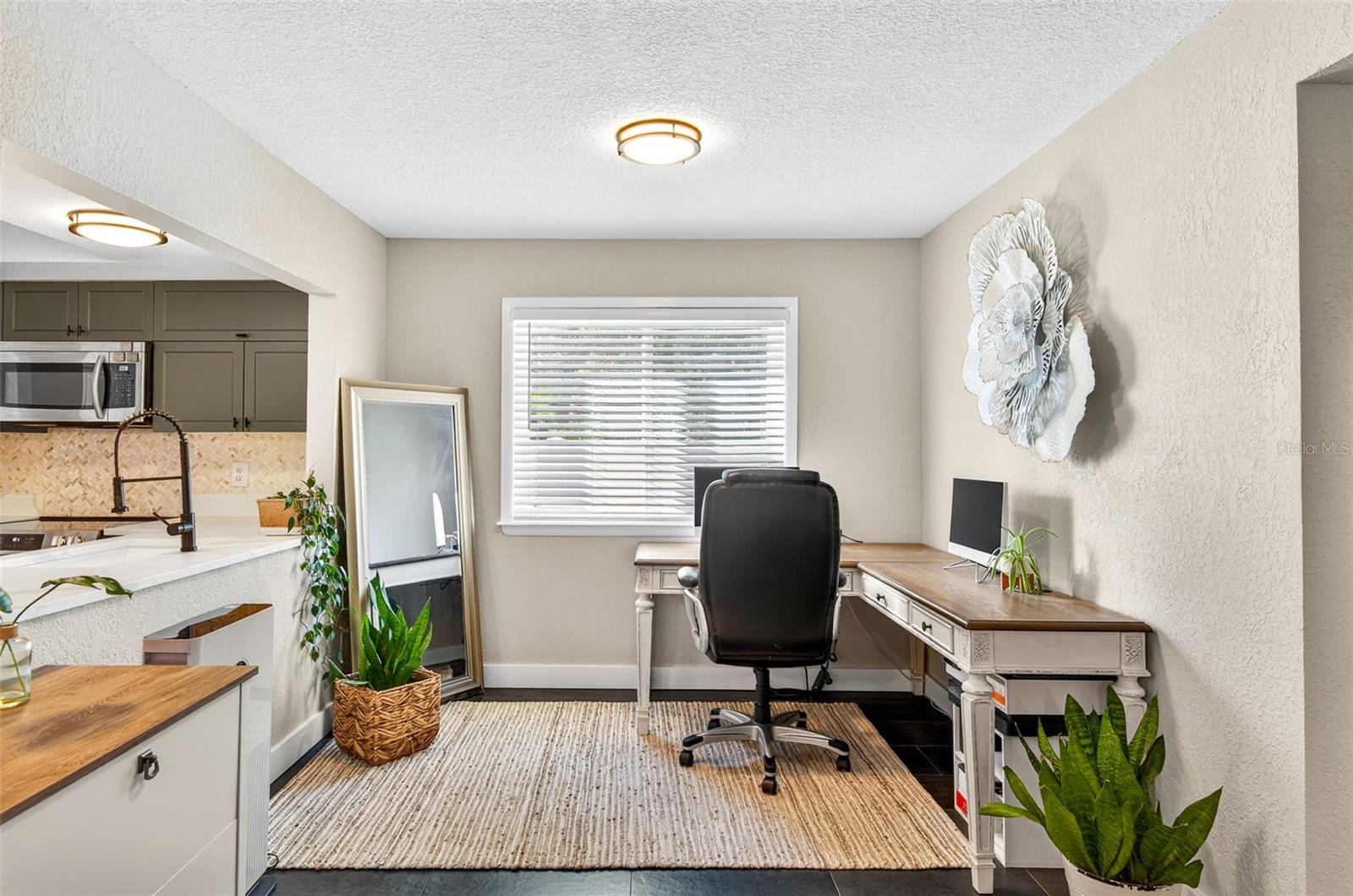 Image 15 of 44 For 2366 Pembrook Drive