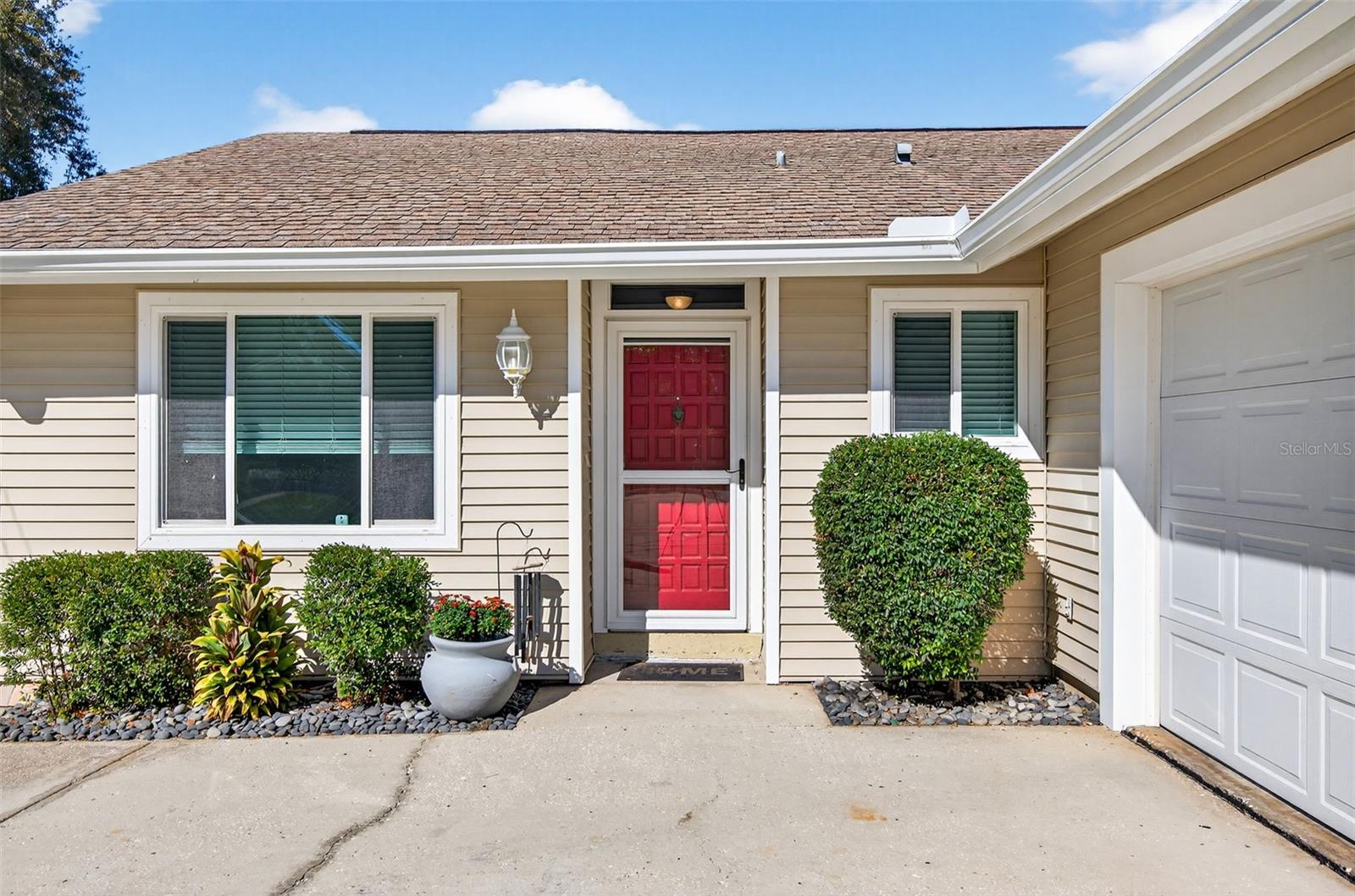 Image 2 of 44 For 2366 Pembrook Drive