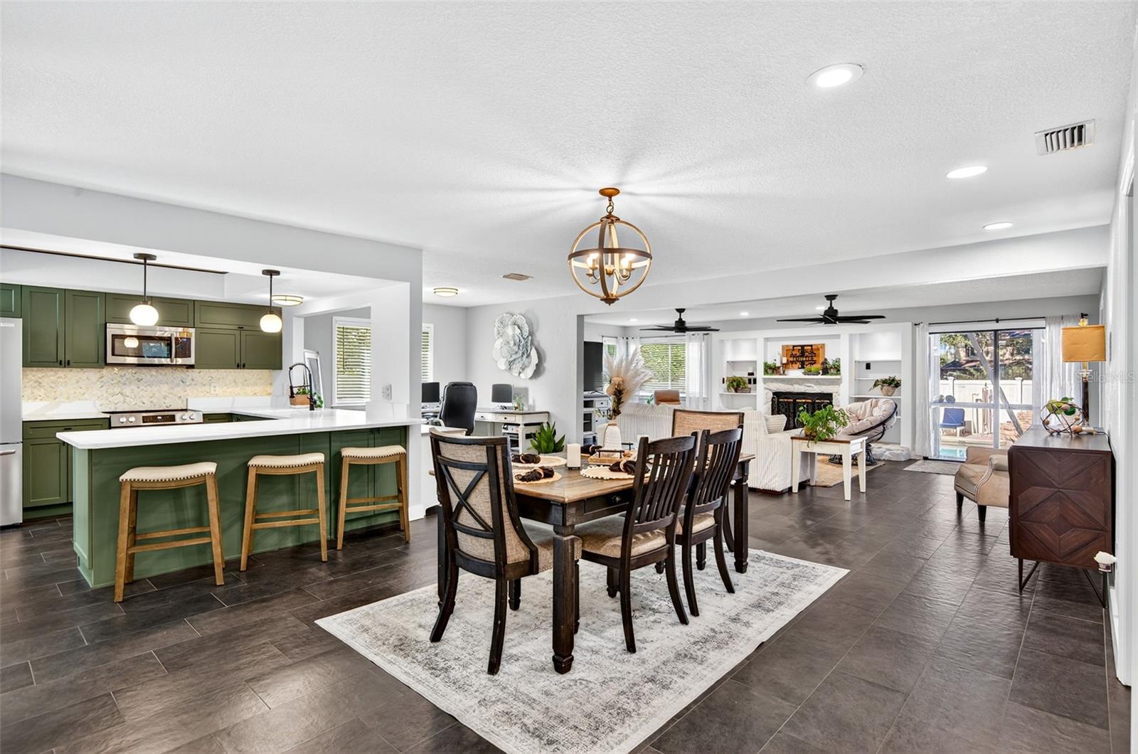 Image 21 of 44 For 2366 Pembrook Drive