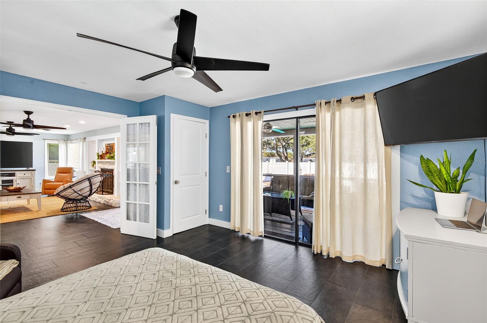 Image 29 of 44 For 2366 Pembrook Drive