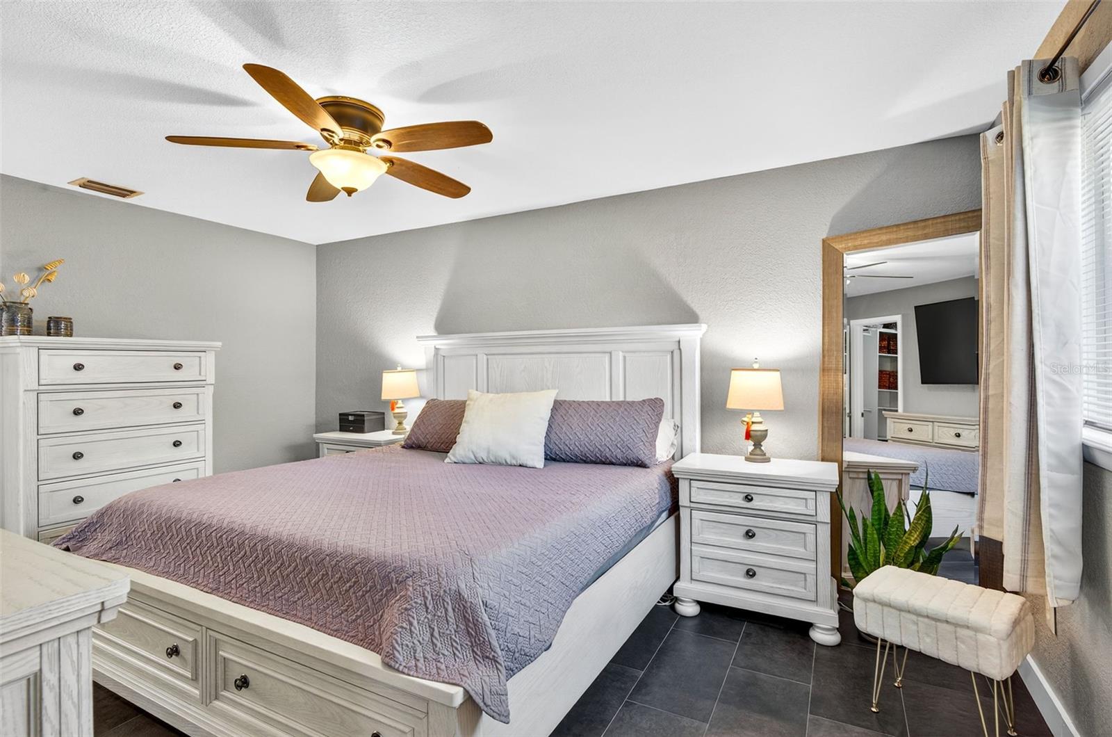 Image 31 of 44 For 2366 Pembrook Drive