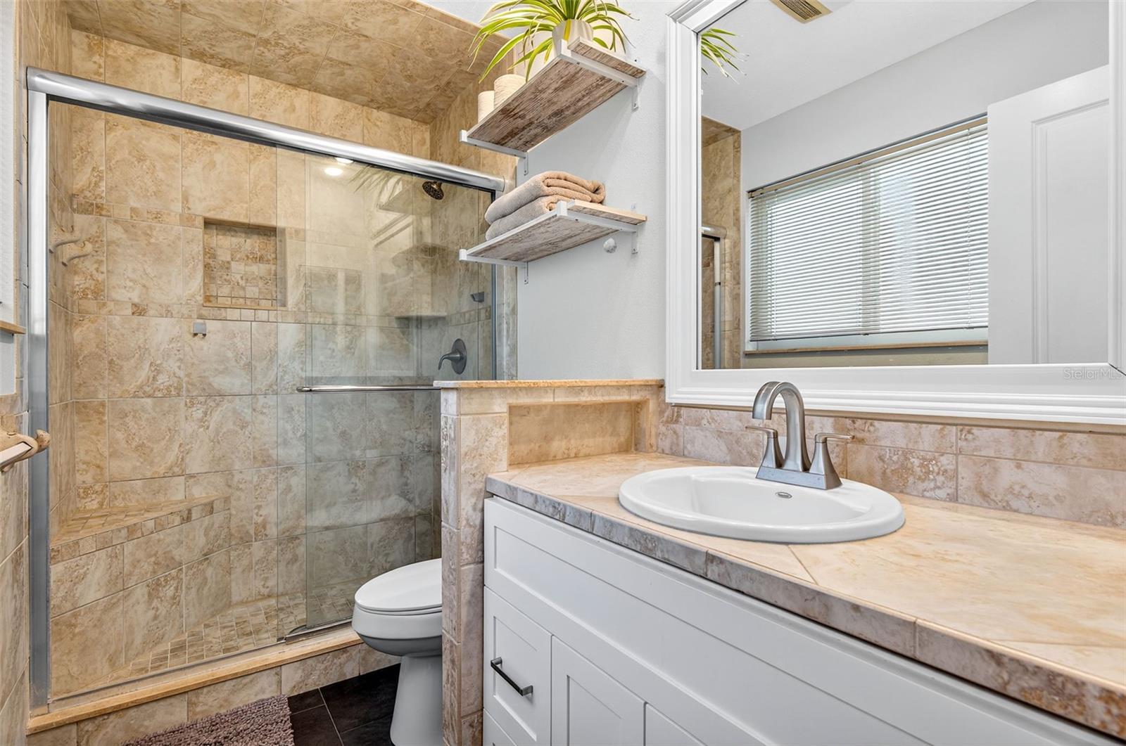 Image 33 of 44 For 2366 Pembrook Drive