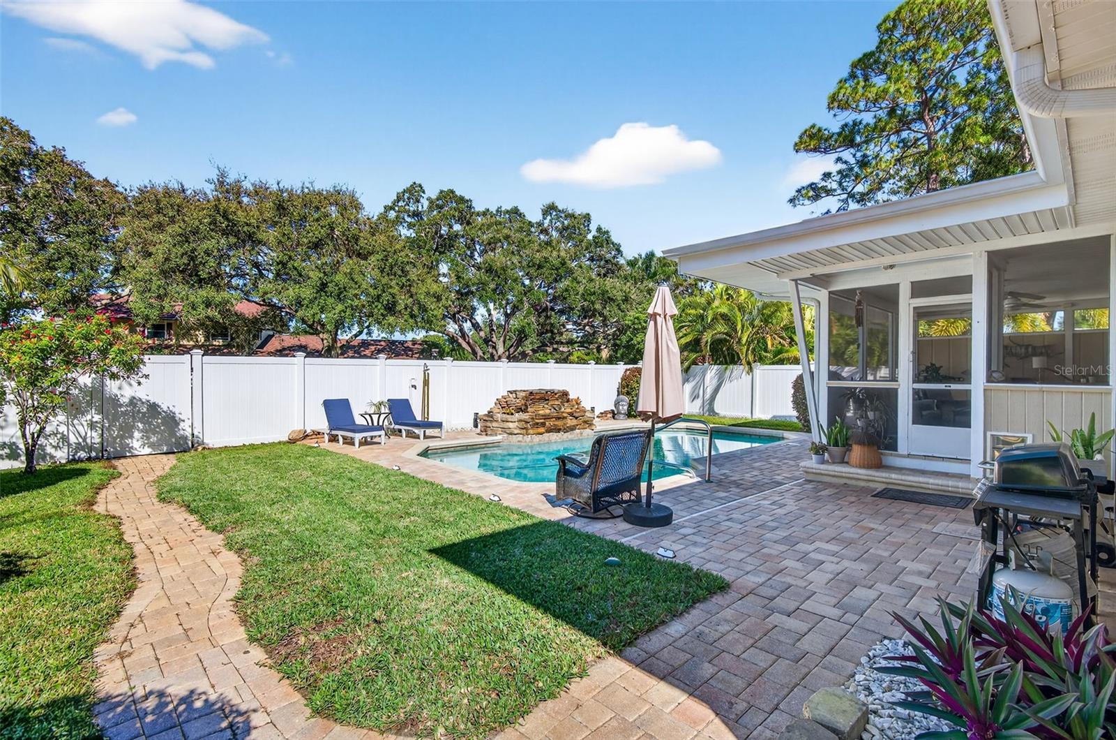 Image 41 of 44 For 2366 Pembrook Drive