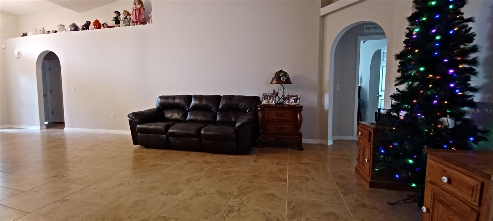 Image 2 of 15 For 1864 Emily Drive