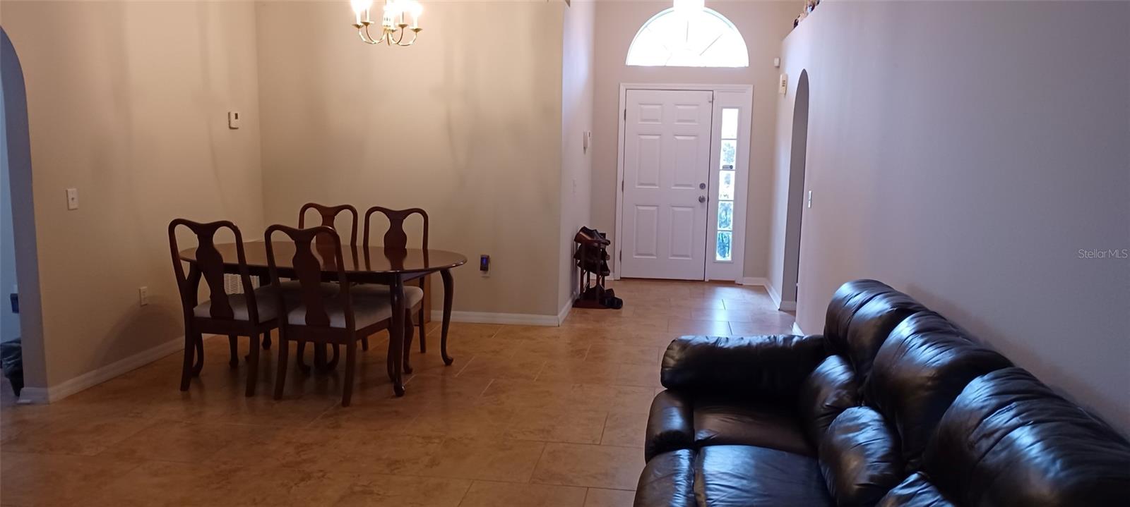 Image 3 of 15 For 1864 Emily Drive