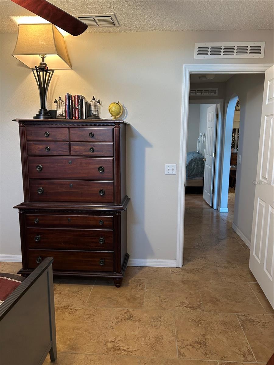 Image 36 of 43 For 1864 Emily Drive