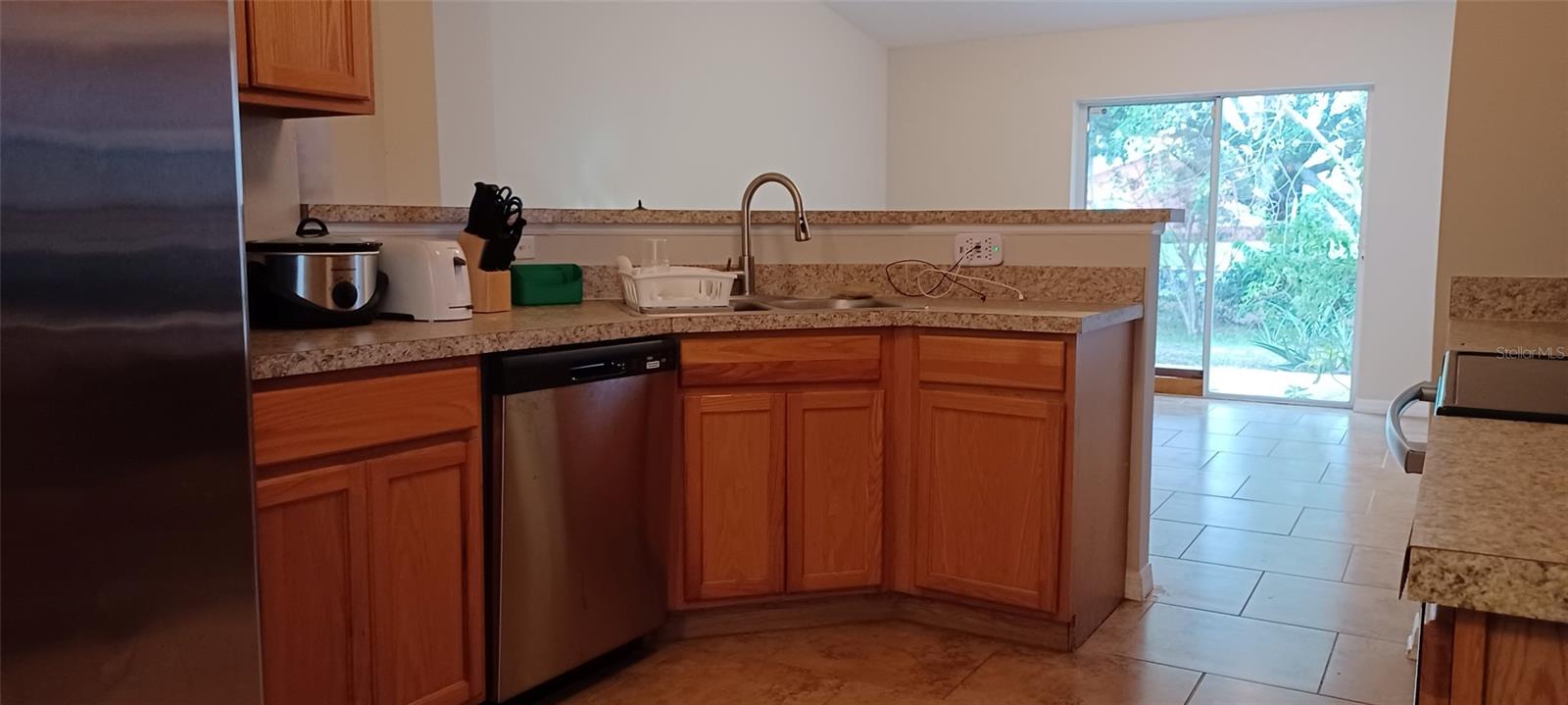 Image 5 of 15 For 1864 Emily Drive