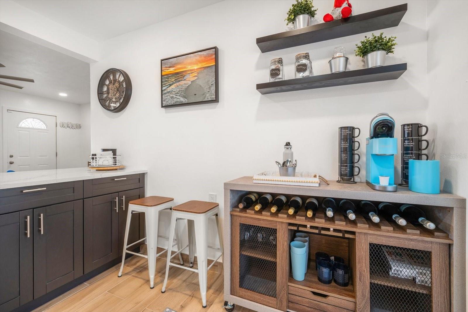 Image 7 of 33 For 955 Narcissus Avenue