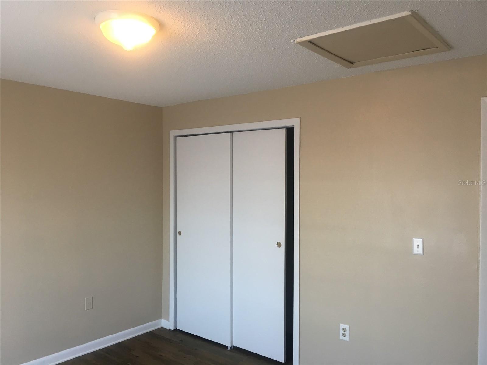 Image 6 of 11 For 5103 Clarice Court 3d